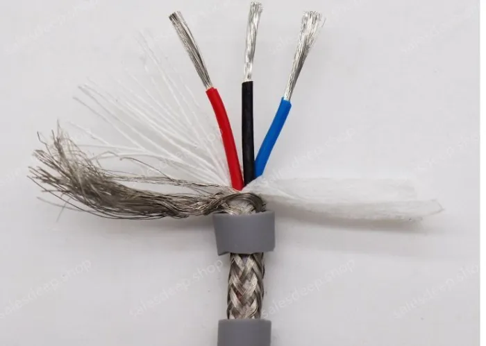 TRVVP Highly flexible 2 cores*0.5 square