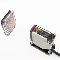 Retroreflective photoelectric switch E3JK-DS70M2 12-24VDC 5 wires Sensing distance 70cm